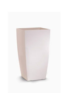 Matt-White essential planter pot